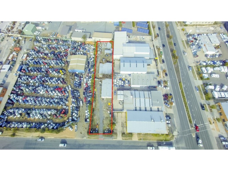 2 Aurora Avenue, Queanbeyan East NSW 2620