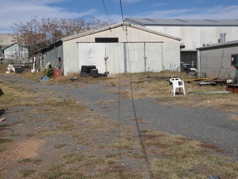 2 Aurora Avenue, Queanbeyan East NSW 2620