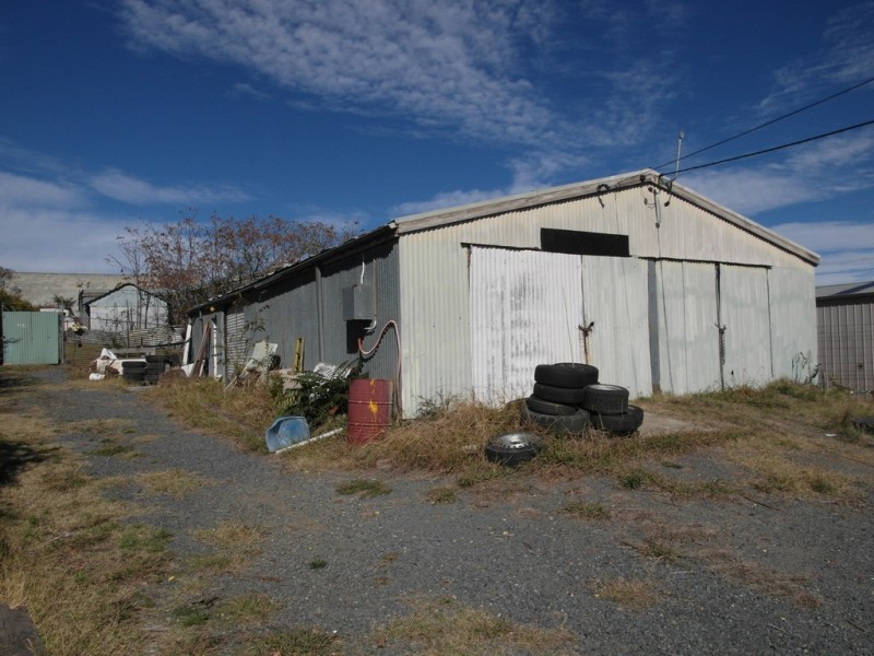 2 Aurora Avenue, Queanbeyan East NSW 2620