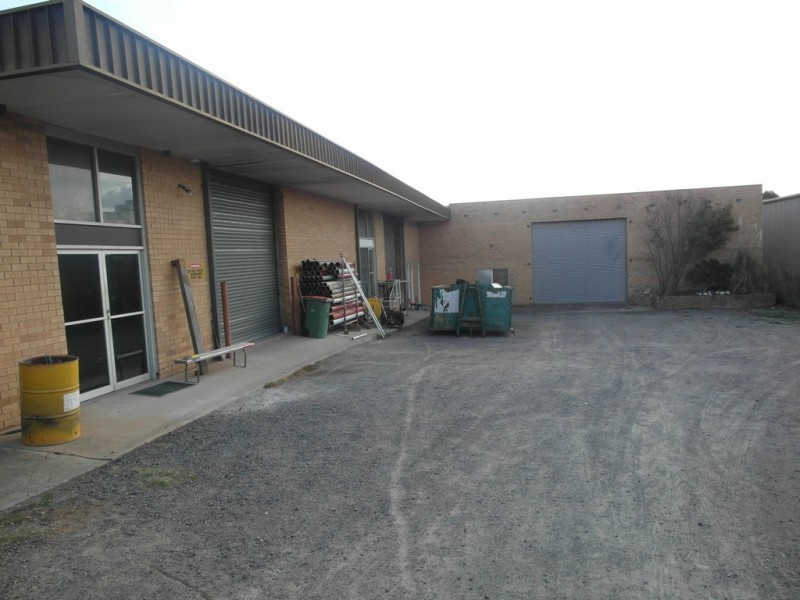 52 Paterson Parade, Queanbeyan West NSW 2620