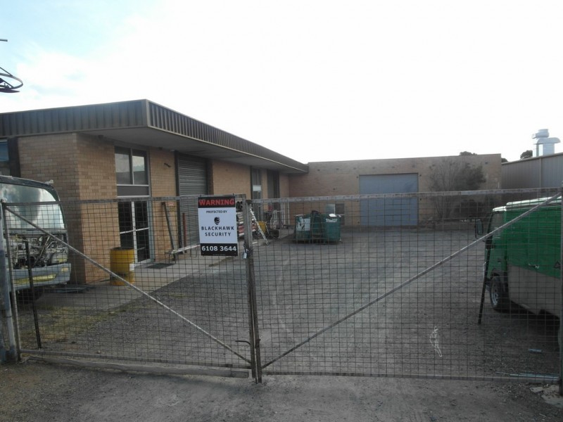 52 Paterson Parade, Queanbeyan West NSW 2620