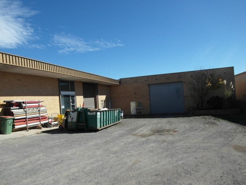 52 Paterson Parade, Queanbeyan West NSW 2620