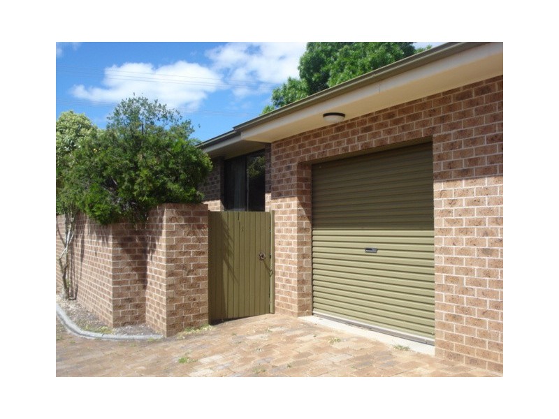 1/41 Molonglo Street, Queanbeyan NSW 2620