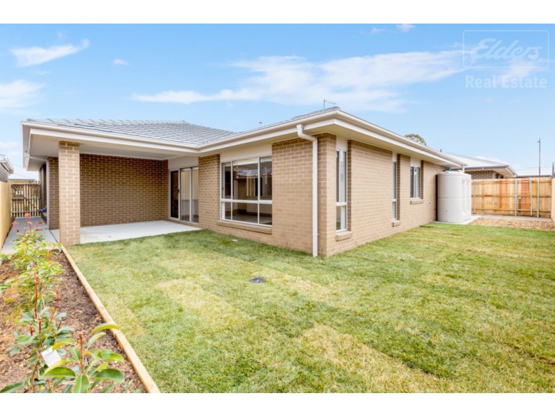 3 Larkin Street, Googong NSW 2620