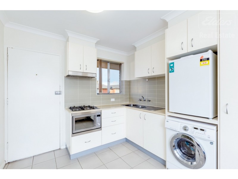 13/2 Donald Road, Queanbeyan NSW 2620