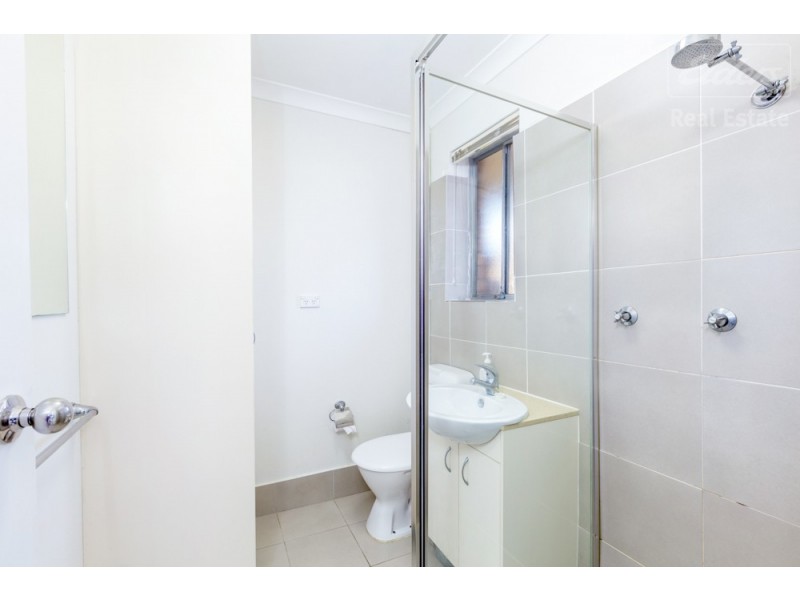 13/2 Donald Road, Queanbeyan NSW 2620