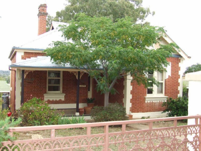 159 Carthage Street, Tamworth NSW 2340