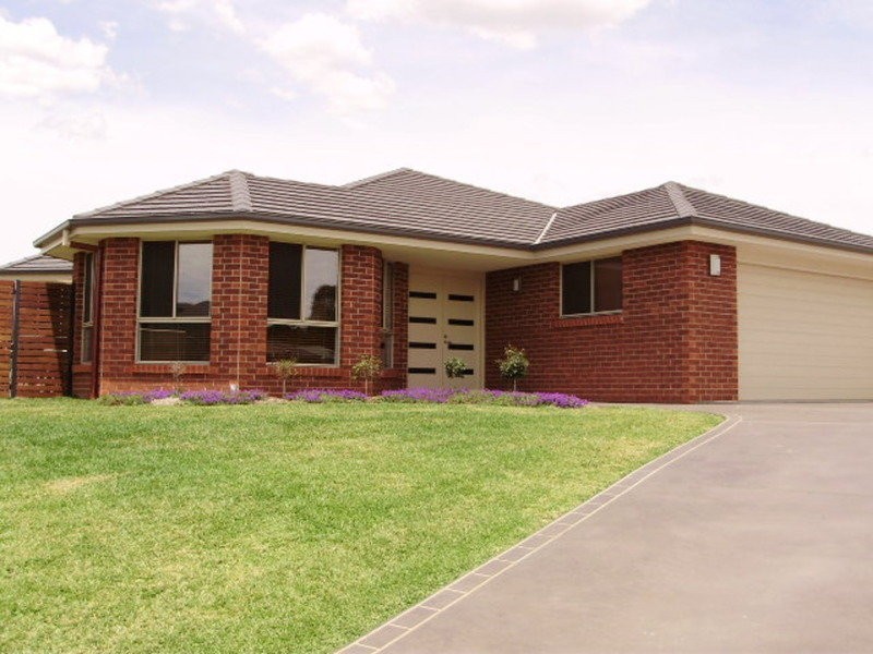 25 Hibiscus Way, Tamworth NSW 2340
