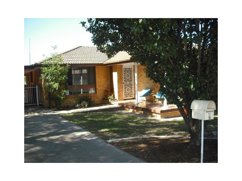 6 Fisher Road, Tamworth NSW 2340