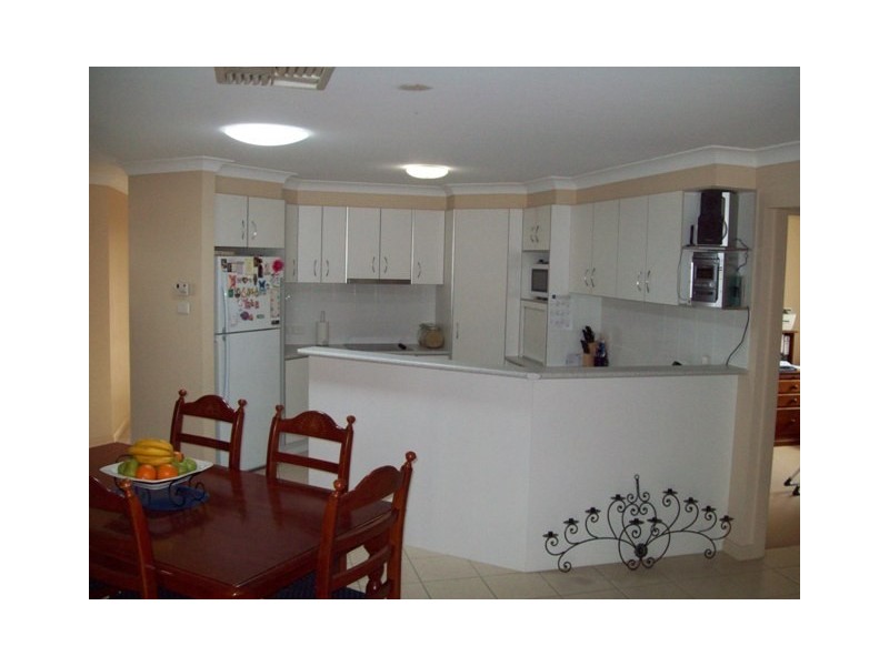35 Fishermans Place, Tamworth NSW 2340