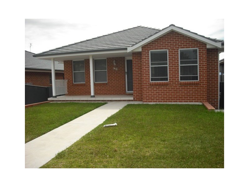 39 The Heights, Tamworth NSW 2340