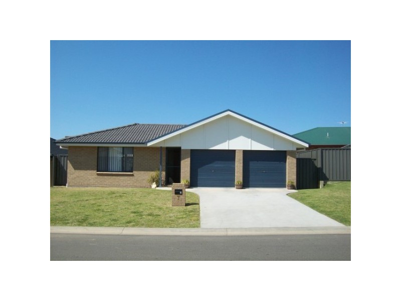 2/7 Eagle Avenue, Calala NSW 2340
