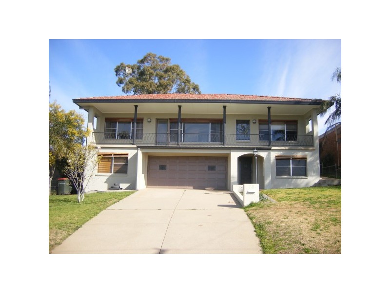 78 Croydon Ave, Tamworth NSW 2340