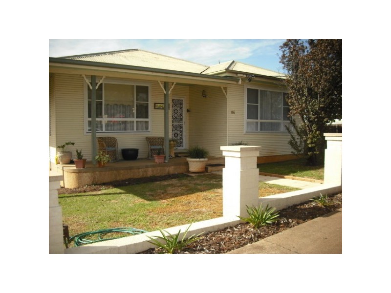 86 North Street, Tamworth NSW 2340