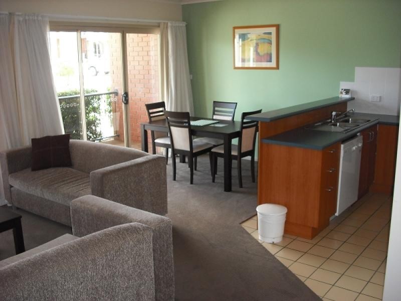 Apartment 21 337 Armidale Road, Tamworth NSW 2340