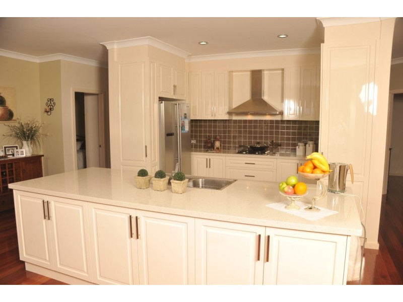 7c  Sequoia Drive, Tamworth NSW 2340