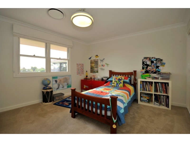 13 Wade Avenue – EAST, Tamworth NSW 2340