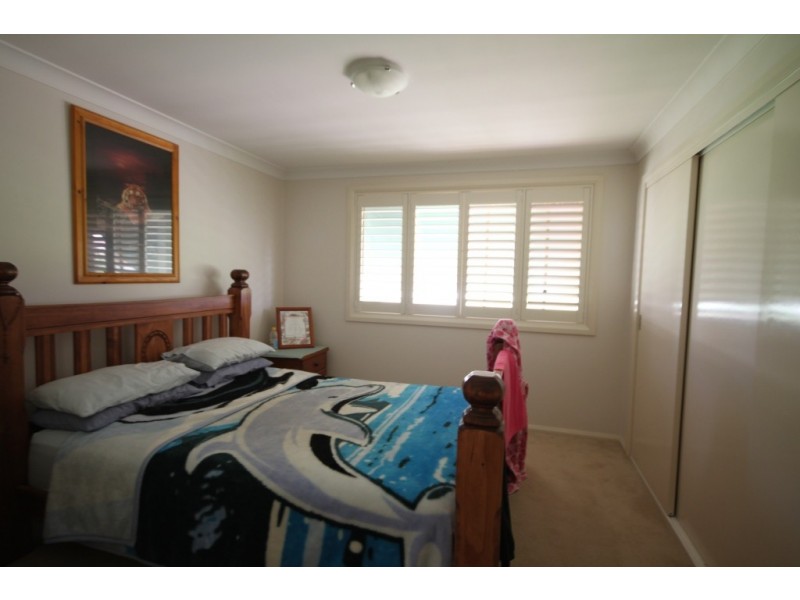 9 Tasman Place, Tamworth NSW 2340