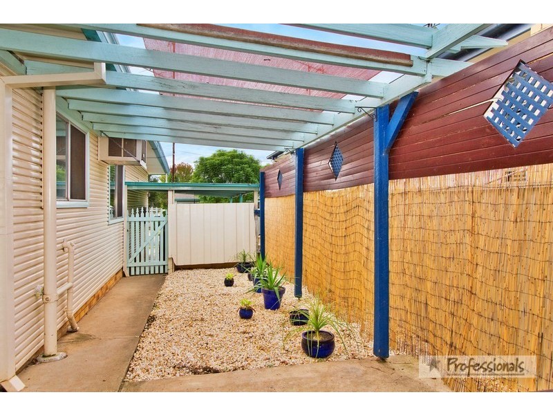 76 Oak Street, Tamworth NSW 2340