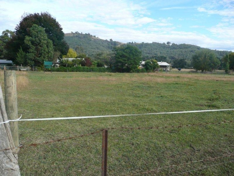 29-31 Nundle Road, Woolomin NSW 2340