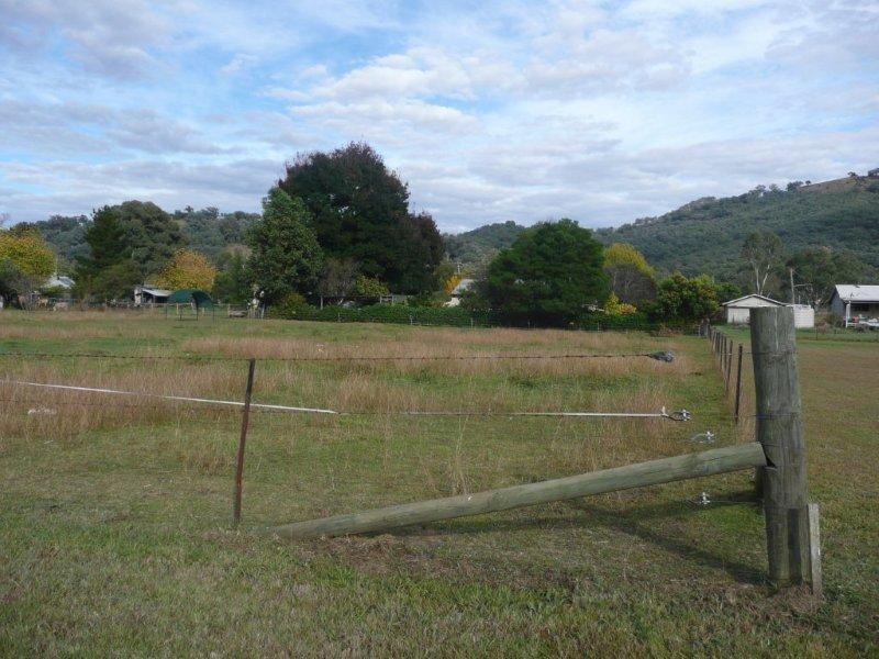 29-31 Nundle Road, Woolomin NSW 2340