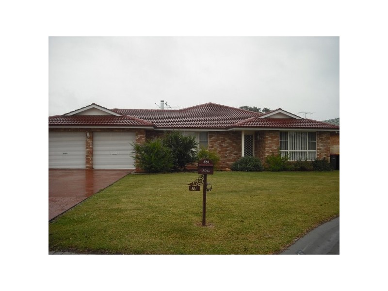 15 Eureka Place, Tamworth NSW 2340