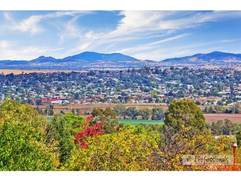 11 Warramunga Ave, Tamworth NSW 2340