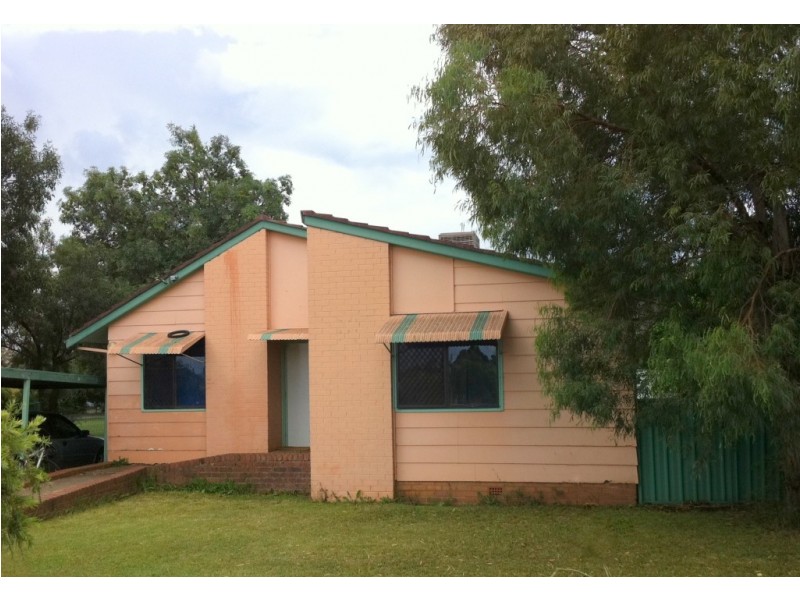 37 Green Street, Tamworth NSW 2340