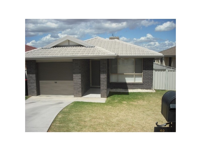 40 Fisher Road, Tamworth NSW 2340