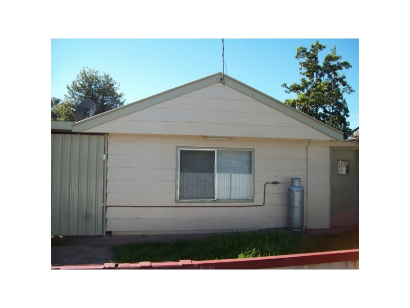 214a Johnston Street, Tamworth NSW 2340