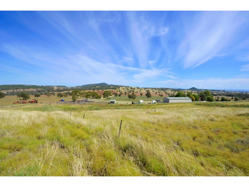 “Kooyong” “Kooyong”, Manilla NSW 2346