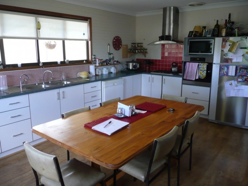 2509 Nundle Road, Woolomin NSW 2340