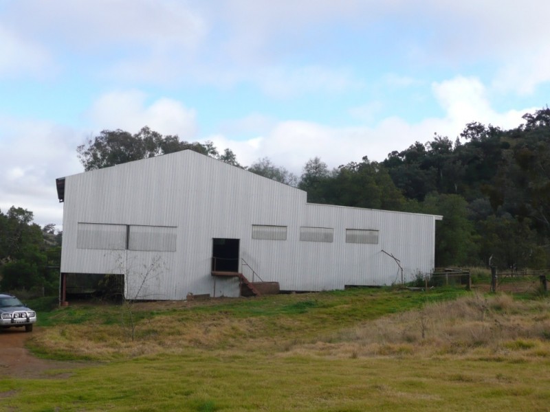 562 Wisemans Arm Road ” Upper Forest View”, Garthowen NSW 2345
