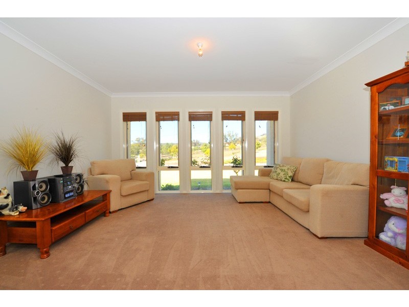 30 Leehy Court, Daruka NSW 2340