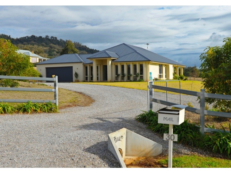 30 Leehy Court, Daruka NSW 2340