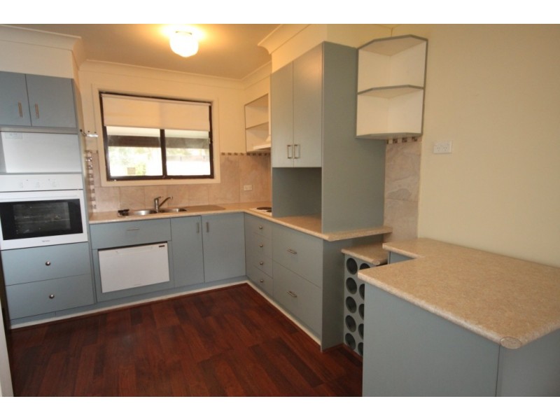 6 Boronia Drive, Tamworth NSW 2340