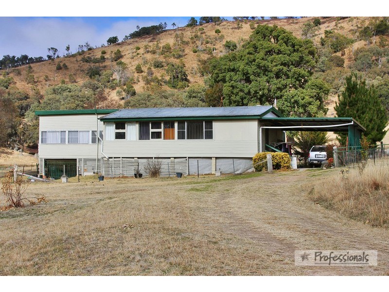 McClintock 979 Watson’s Creek Rd, Bendemeer NSW 2355