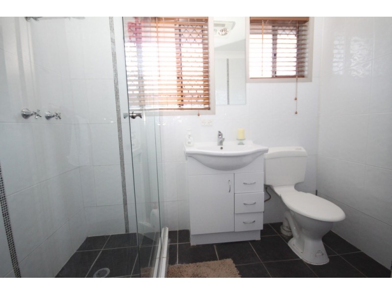 2/95 Piper Street, East Tamworth NSW 2340