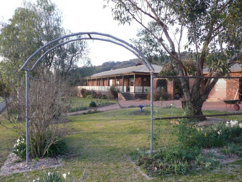 97 Woolomin Gap Road, Woolomin NSW 2340