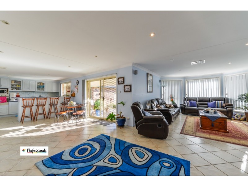 6 Nardoo Place, Tamworth NSW 2340