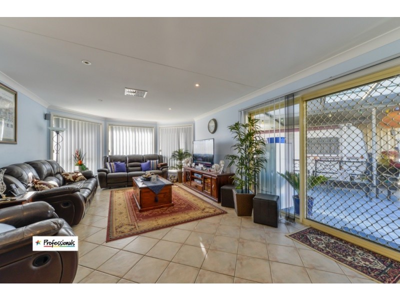 6 Nardoo Place, Tamworth NSW 2340