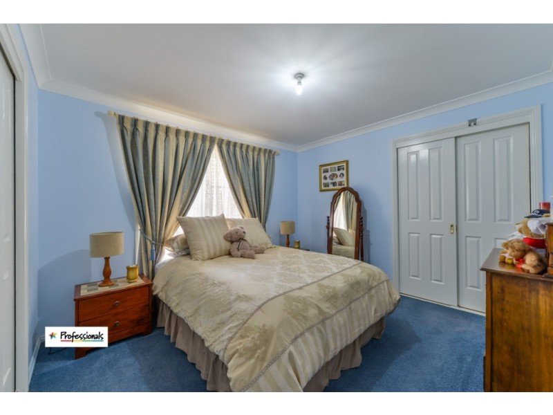 6 Nardoo Place, Tamworth NSW 2340