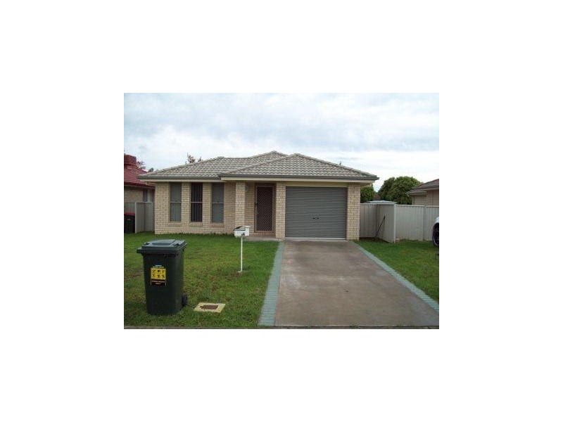 4a Tasman Place, Tamworth NSW 2340