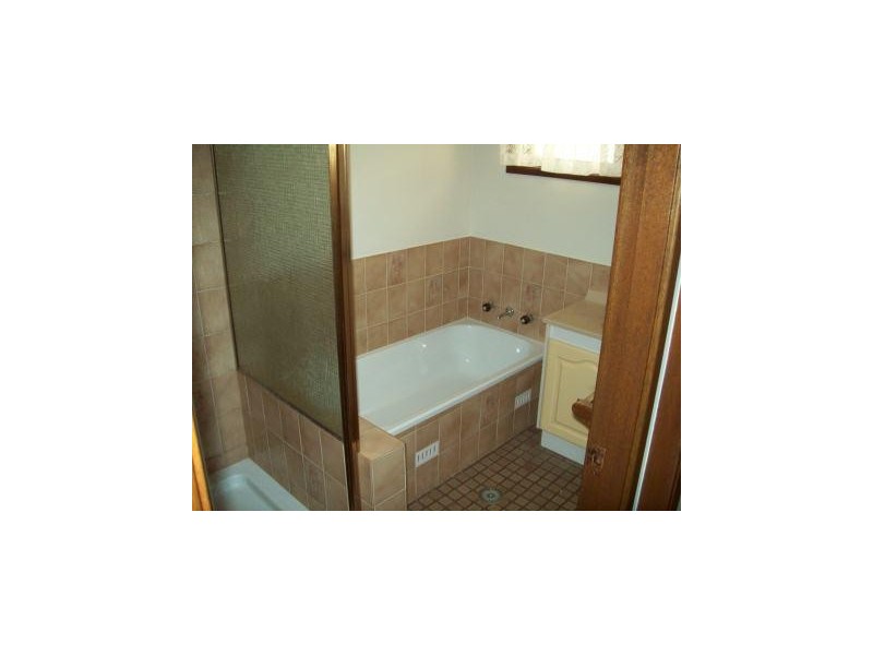 12 Glengarvin Drive, Tamworth NSW 2340