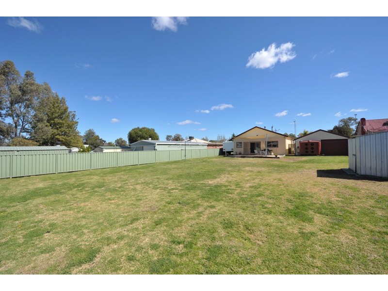 19 Denman Avenue, Kootingal NSW 2352