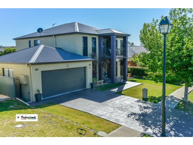 14 The Heights, Tamworth NSW 2340