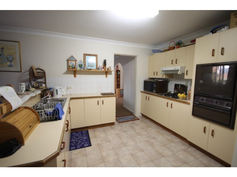 24 Queen Street, Tamworth NSW 2340