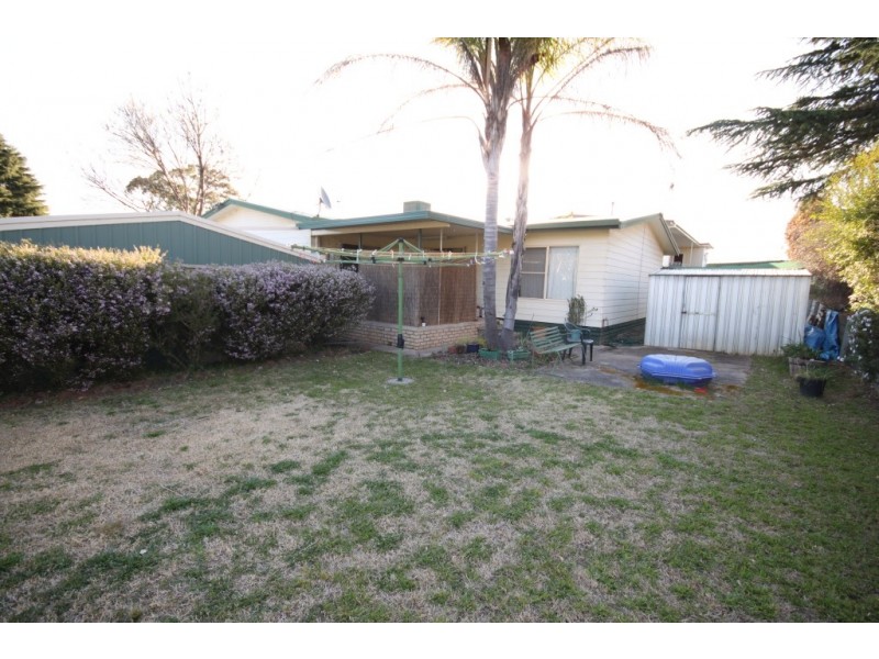 24 Queen Street, Tamworth NSW 2340