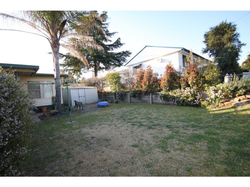 24 Queen Street, Tamworth NSW 2340