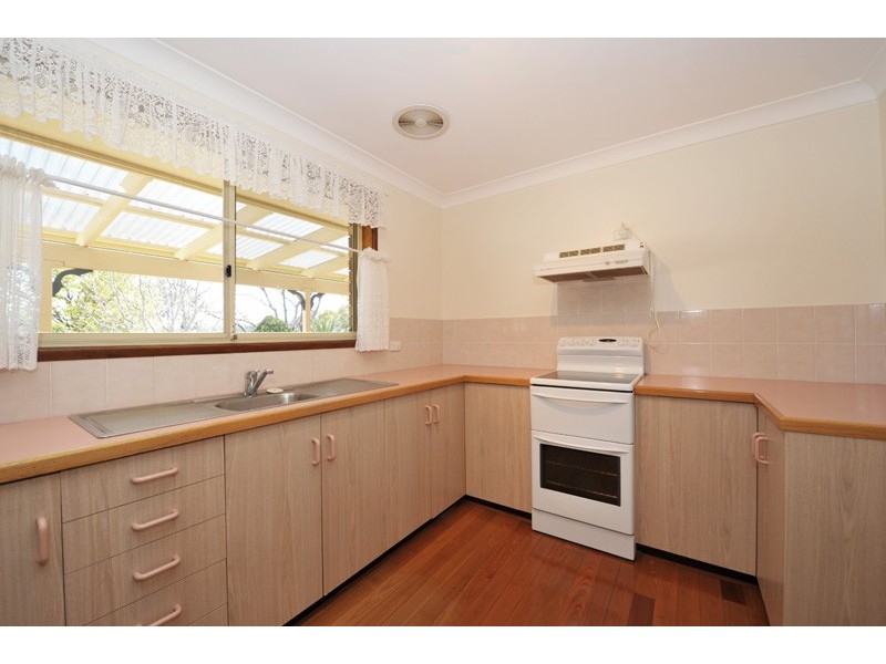 25 Eucalypt Avenue, Oxley Vale NSW 2340